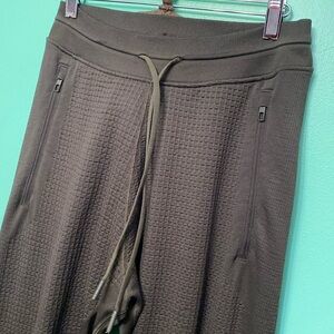 Lululemon waffle knit stretch joggers pockets 8